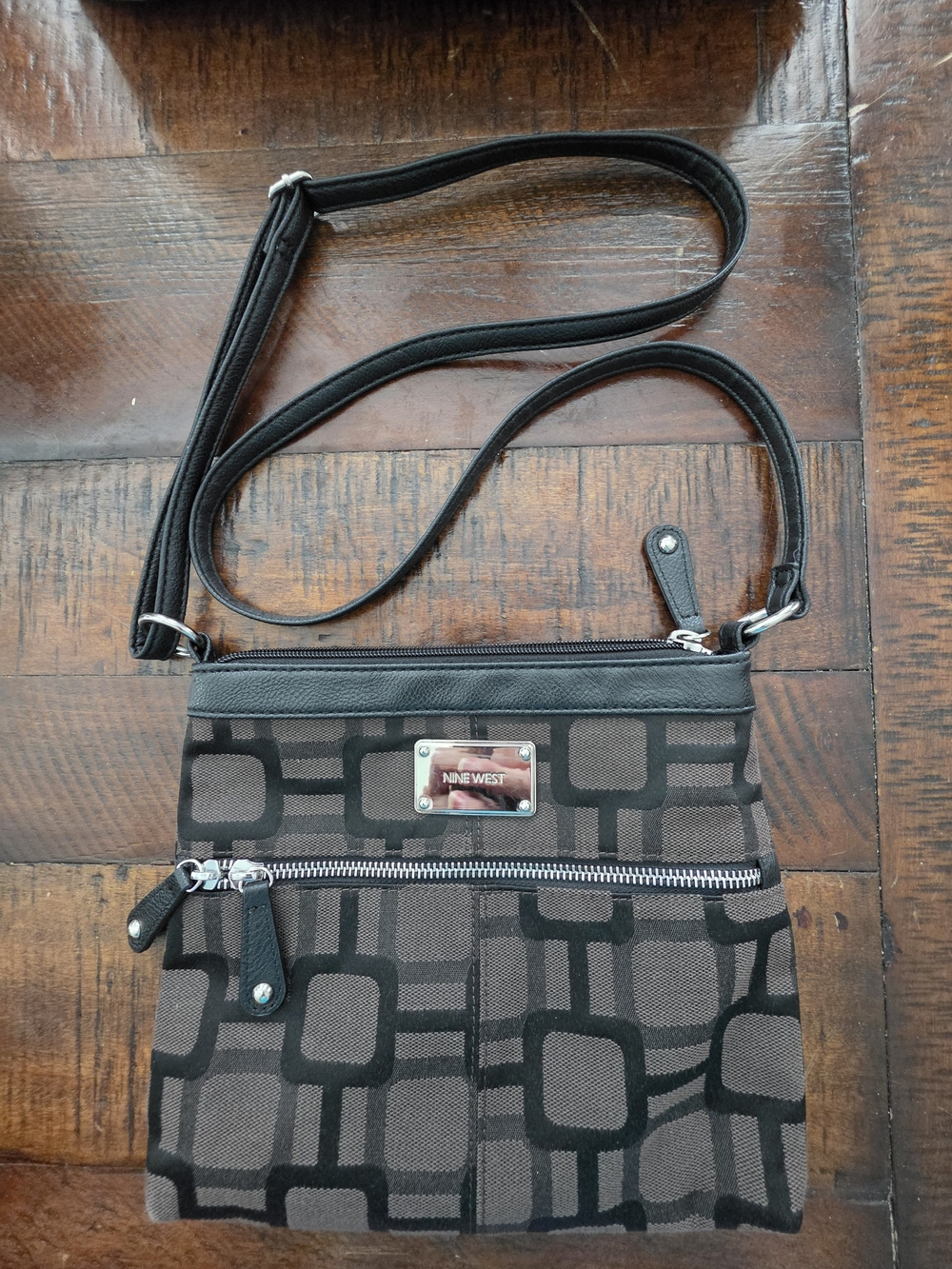 Nine West Black & Gray Geometric Crossbody Bag